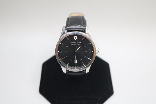 Victorinox Swiss Army Model 241475 Black Dial Watch