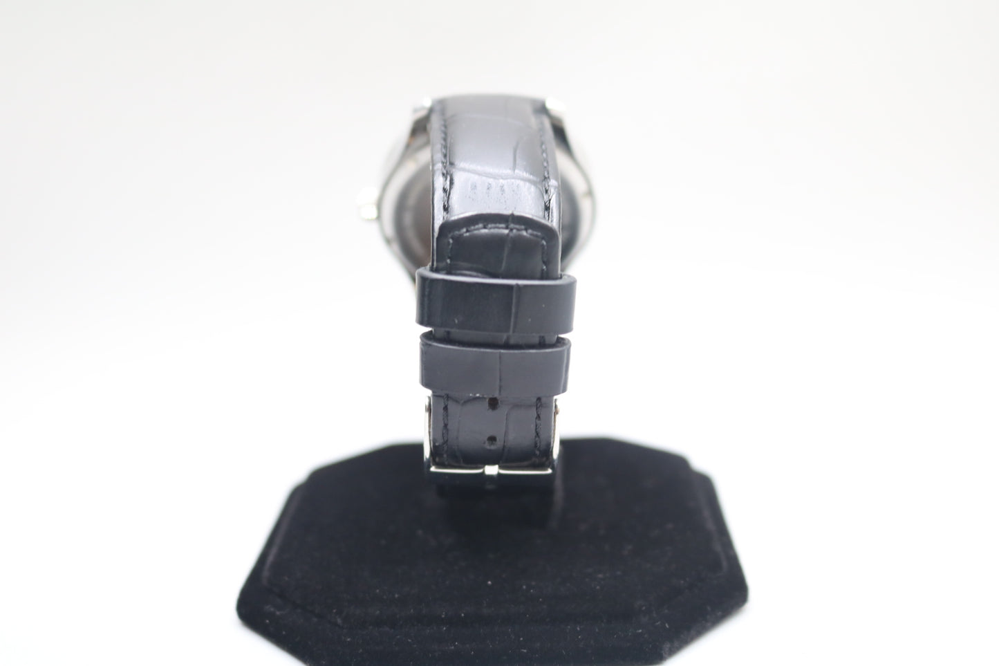 Victorinox Swiss Army Model 241475 Black Dial Watch