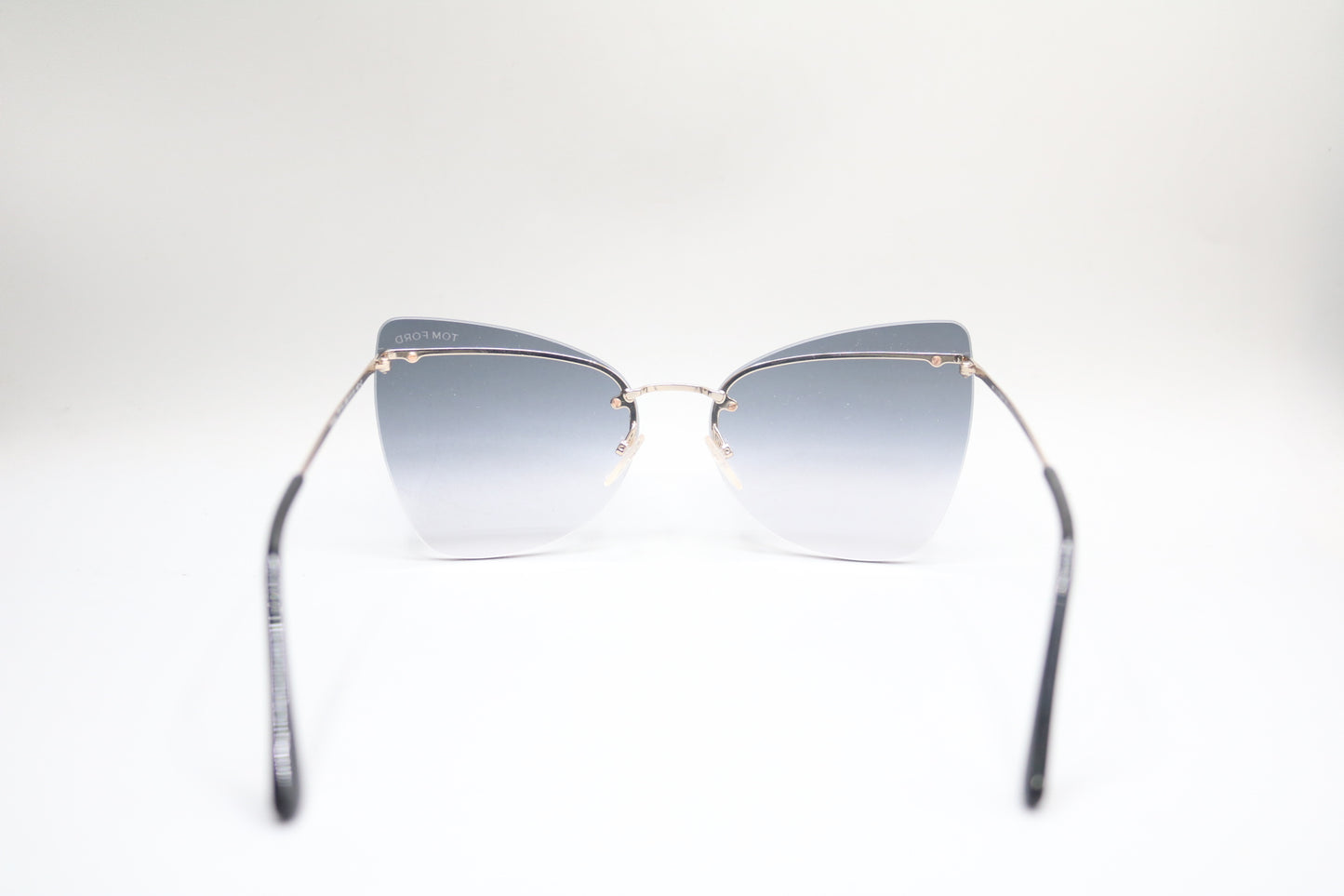 Tom Ford Model TF716 Rose Gold/Gray Gradient Sunglasses