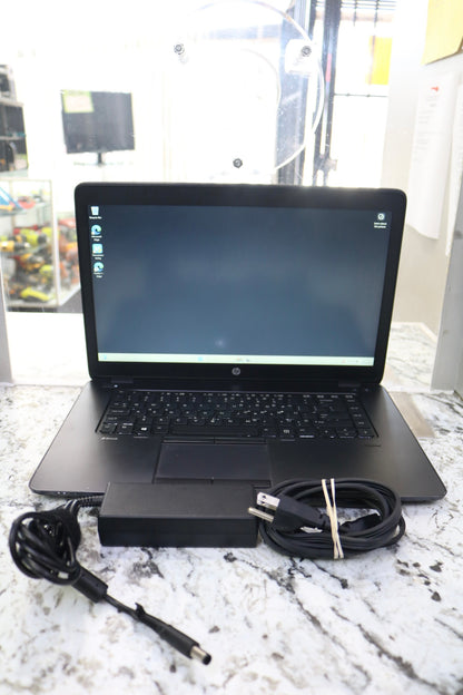 2015 HP ZBook 15u G2 15.6 Inch Laptop  (i7-5500u @ 2.40 GHz, 12GB RAM,  250 GB SSD, Win 11 Pro)