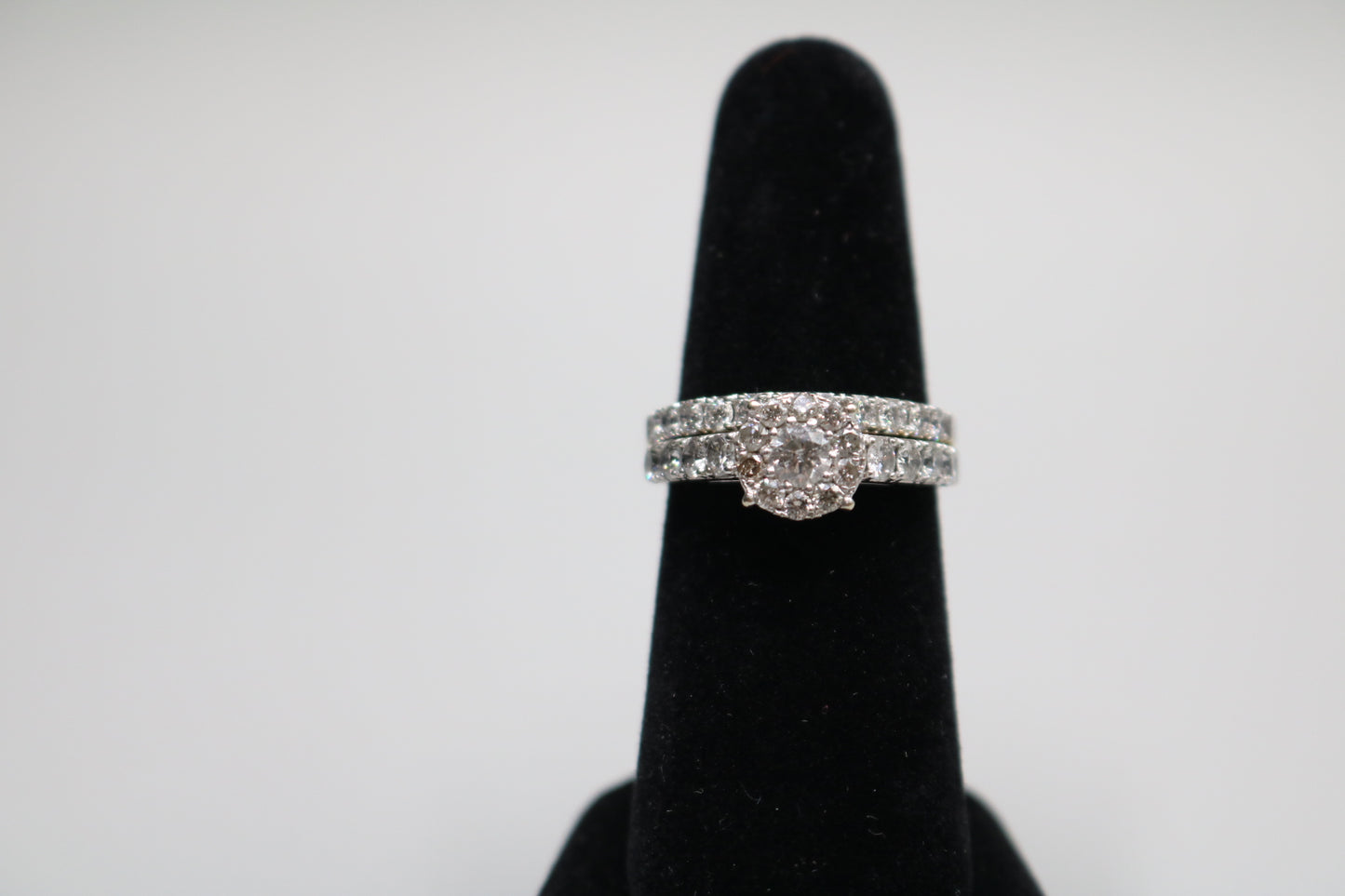 14K White Gold Halo Design Wedding Set (Size 8 3/4)(Local pick-up only)