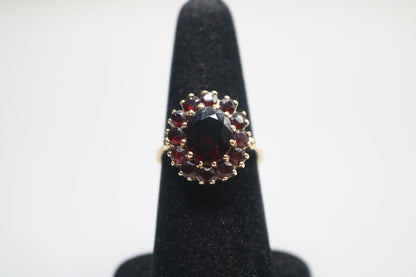 14K Yellow Gold Floral Cocktail Ring (Size 7 1/2)