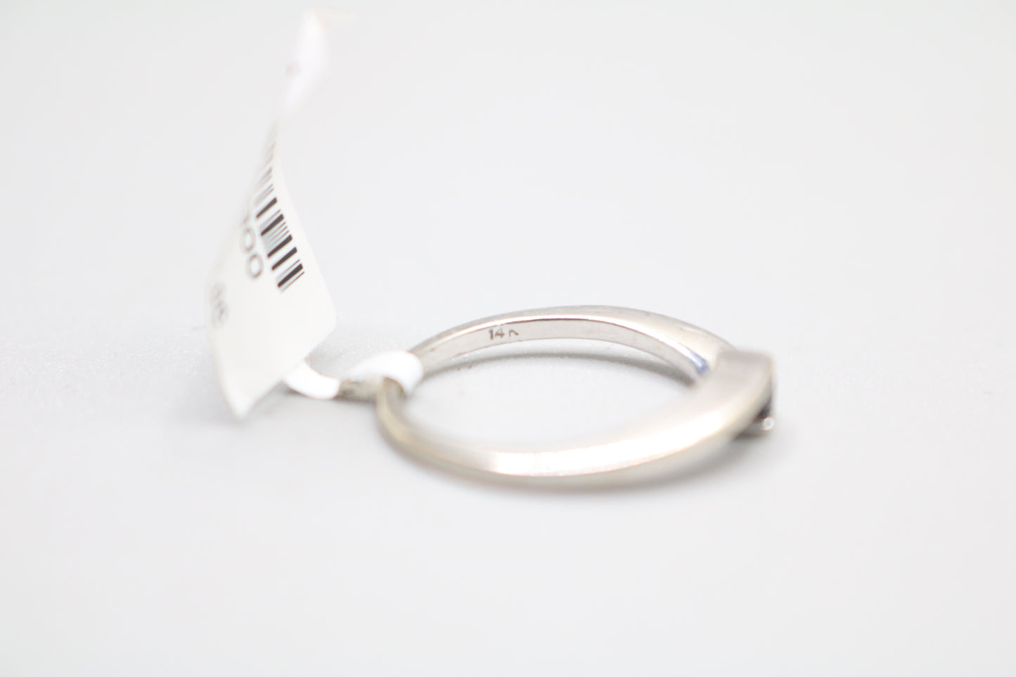 14k White Gold Black Stone Bypass Ring (Size 5 3/4)
