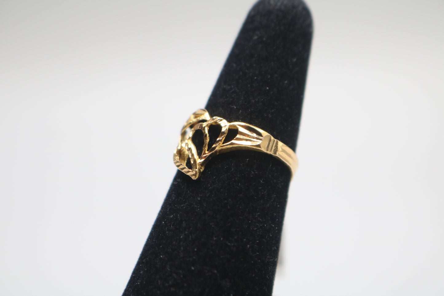 21k Yellow Gold Fancy Ring (Size 6 3/4)