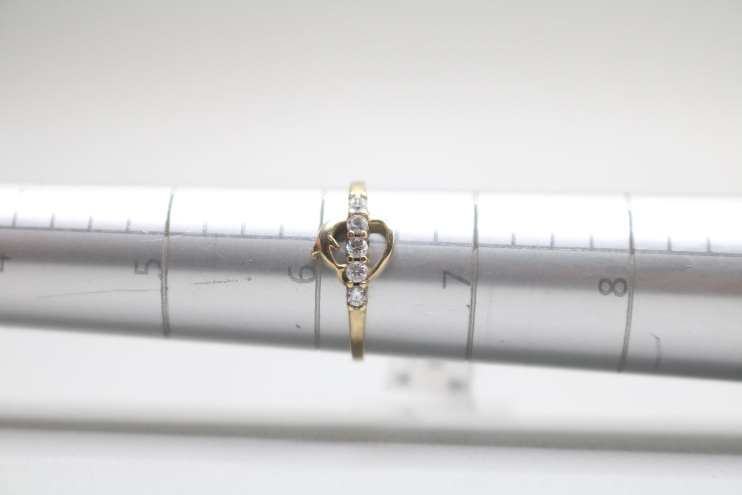 14k Yellow Gold Dolphin Heart Ring (Size 6 1/4)
