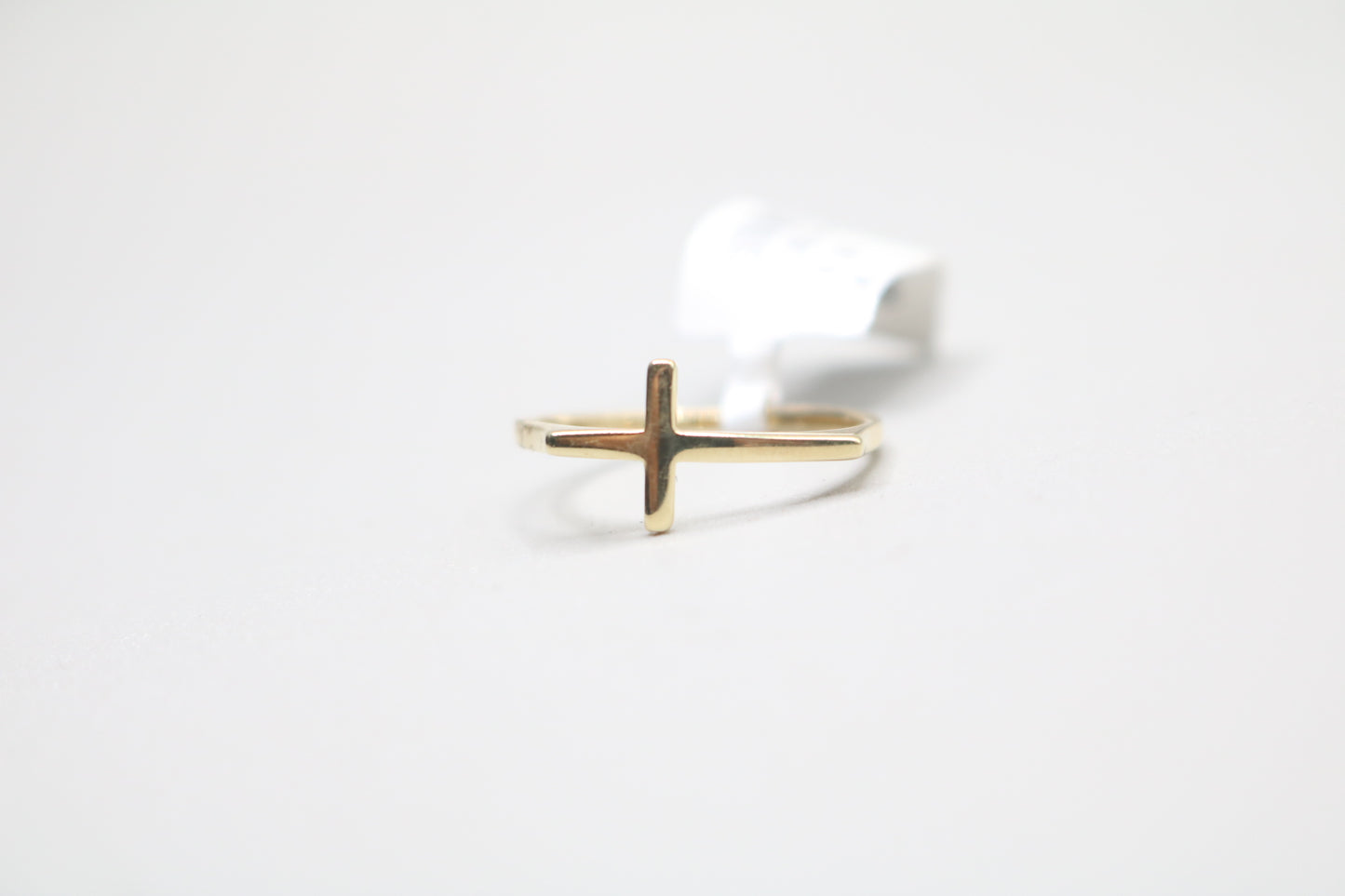 14k Yellow Gold Cross Band Ring (Size 6 1/2)