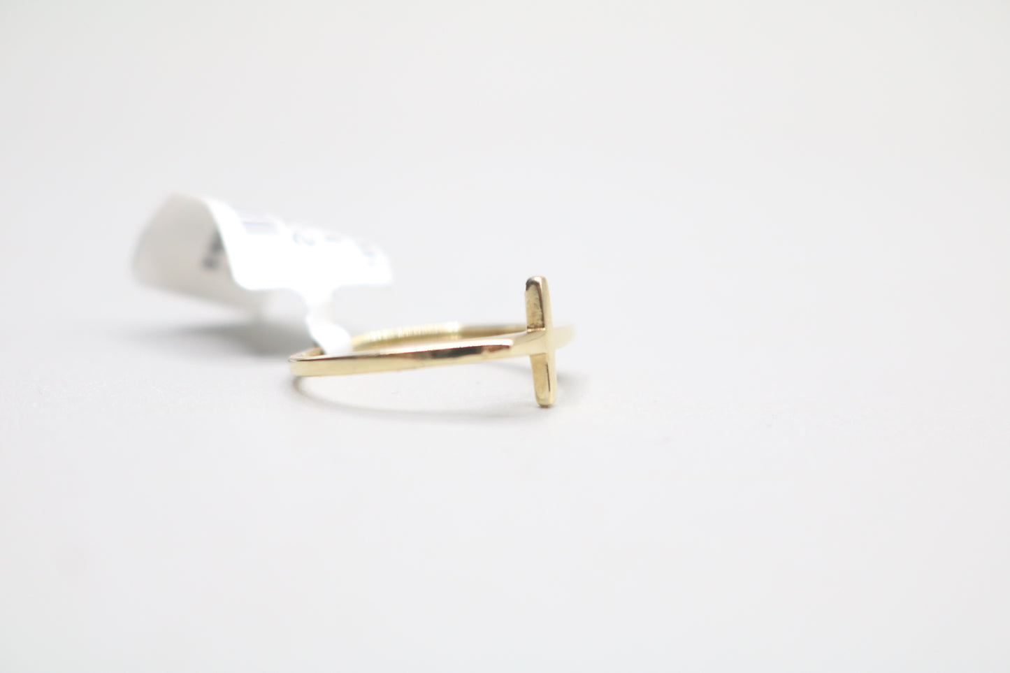 14k Yellow Gold Cross Band Ring (Size 6 1/2)