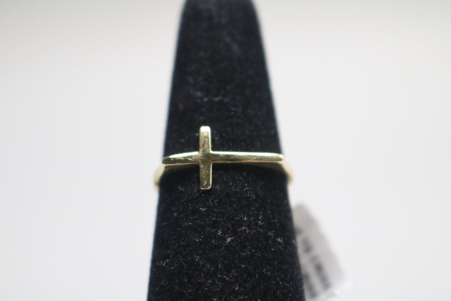 14k Yellow Gold Cross Band Ring (Size 6 1/2)