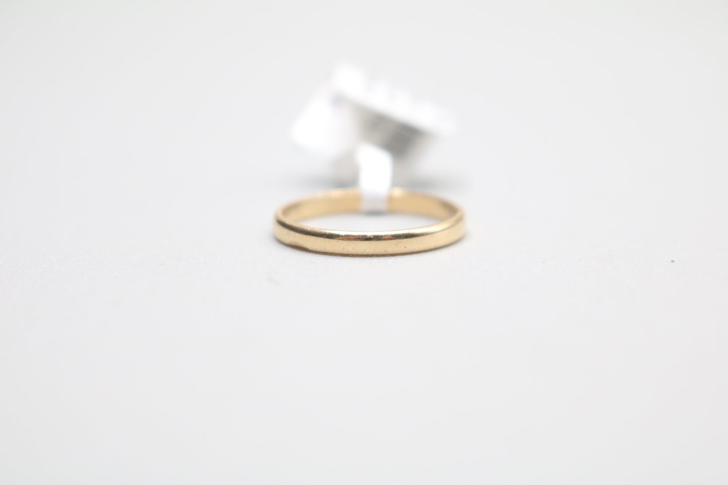 14k Yellow Gold Classic Band Ring (Size 5)