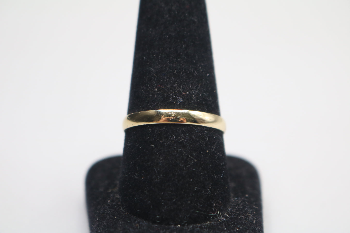 10k Yellow Gold Band Ring (Size 10 3/4)