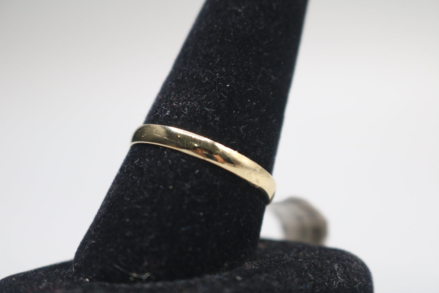 10k Yellow Gold Band Ring (Size 10 3/4)