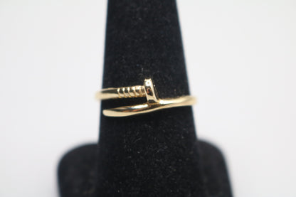 14k Yellow Gold Curved Nail Ring (Size 9)