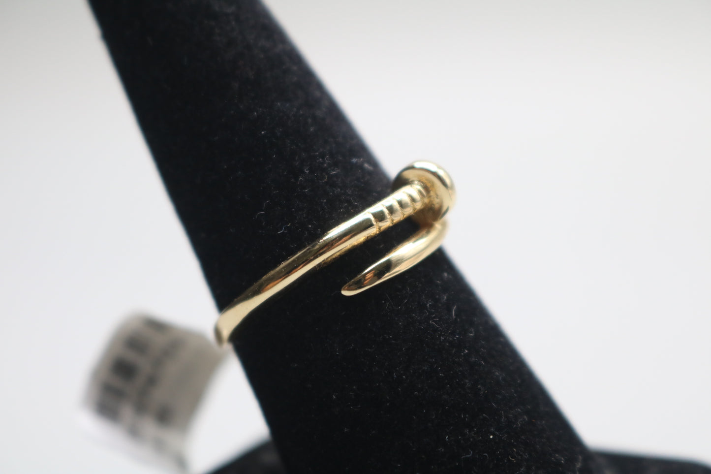 14k Yellow Gold Curved Nail Ring (Size 9)