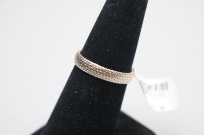 14k White Gold Fancy Band Ring (Size 7)