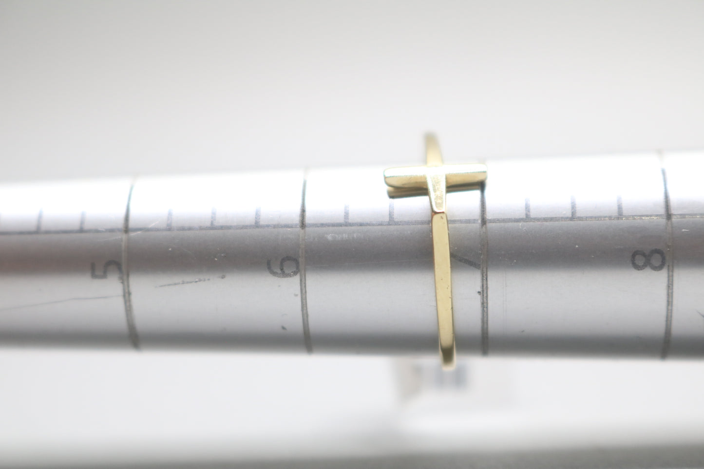 14K Yellow Gold Cross Band Ring (Size 6 3/4)