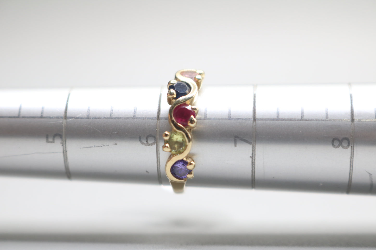 14k Yellow Gold Wave Multi-Color Stone Ring (Size 6 1/4)