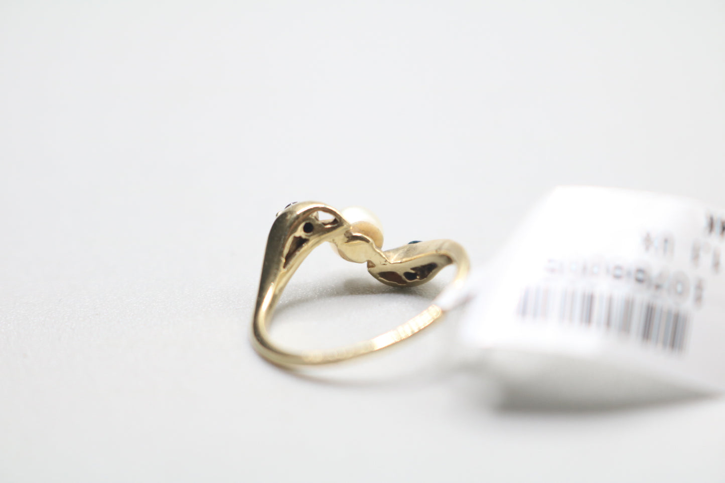 14k Yellow Gold Blue Stone Bypass With Center Pearl (Size 3 1/2)