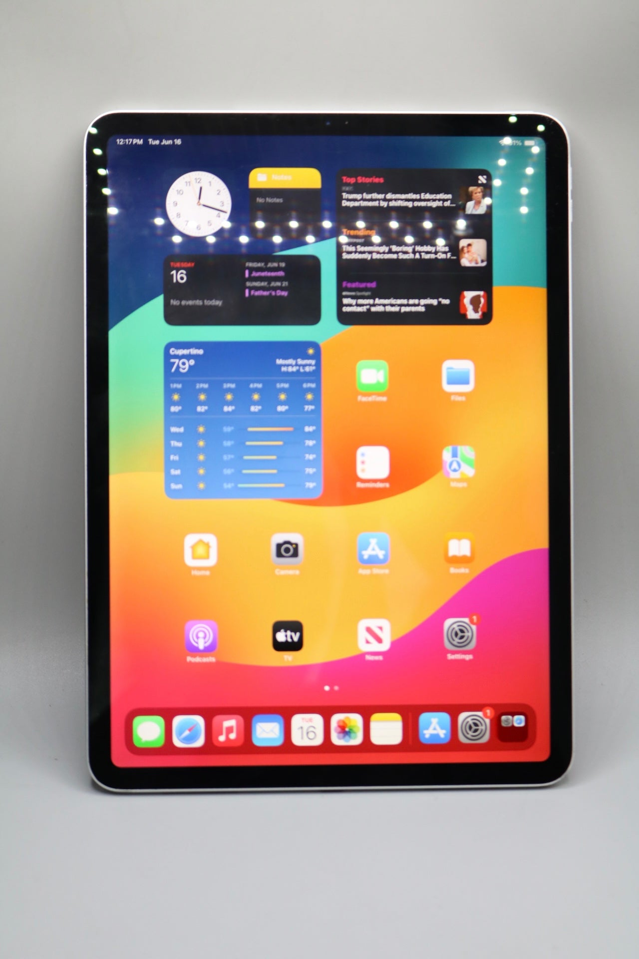 Apple A2228 iPad Pro (2nd Generation) 128 GB 11 Inch