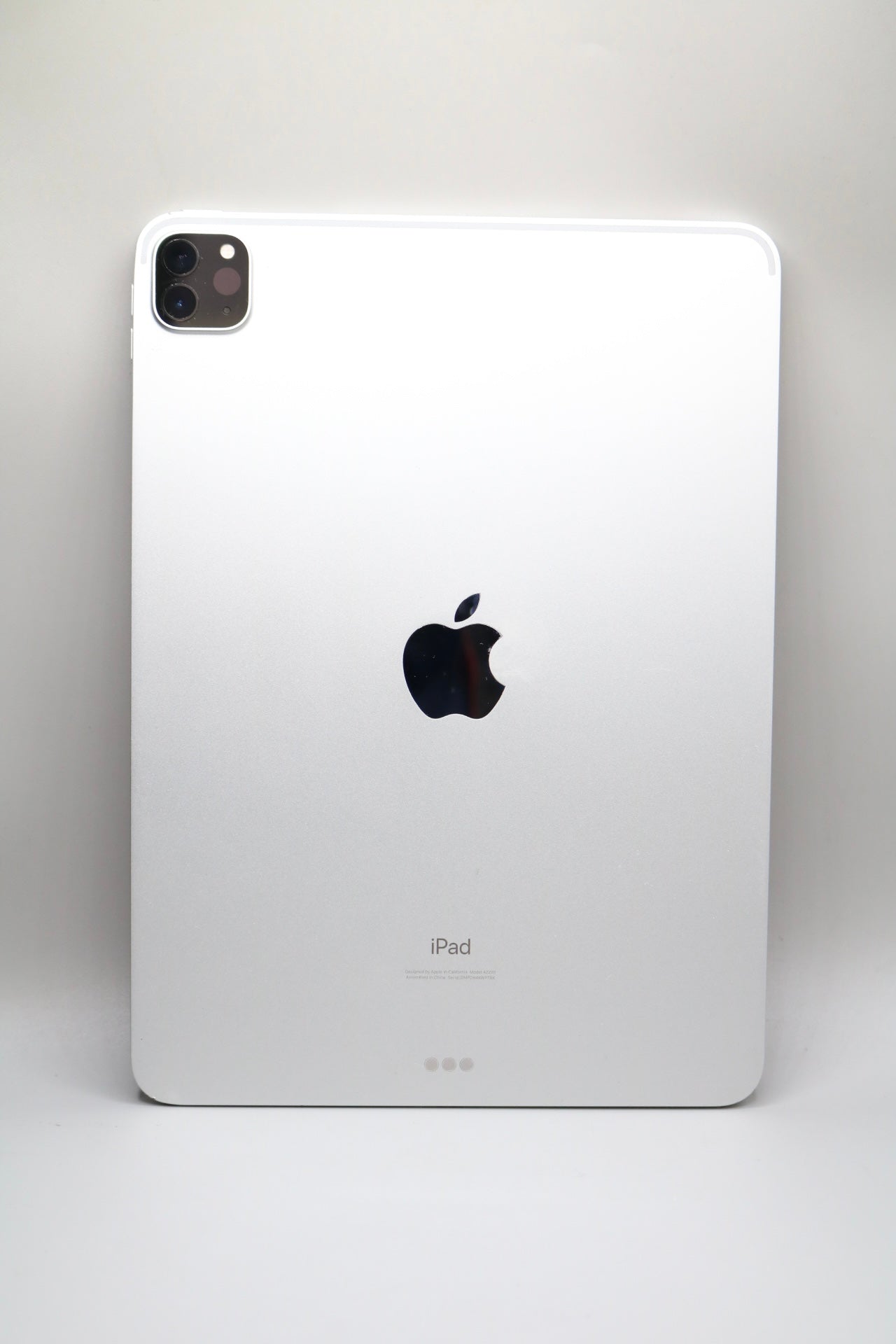 Apple A2228 iPad Pro (2nd Generation) 128 GB 11 Inch