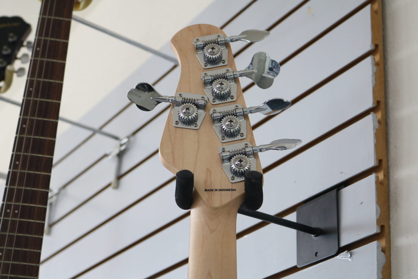Sterling by Music Man StingRay Ray5 5-String Bass Guitar (No Shipping)