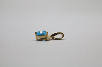 14k Yellow Gold Blue Stone Triangle Charm w/Clear Stones