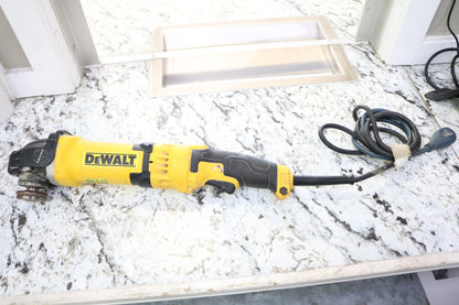 DEWALT GRINDER DWE43066N (NO SHIPPING)