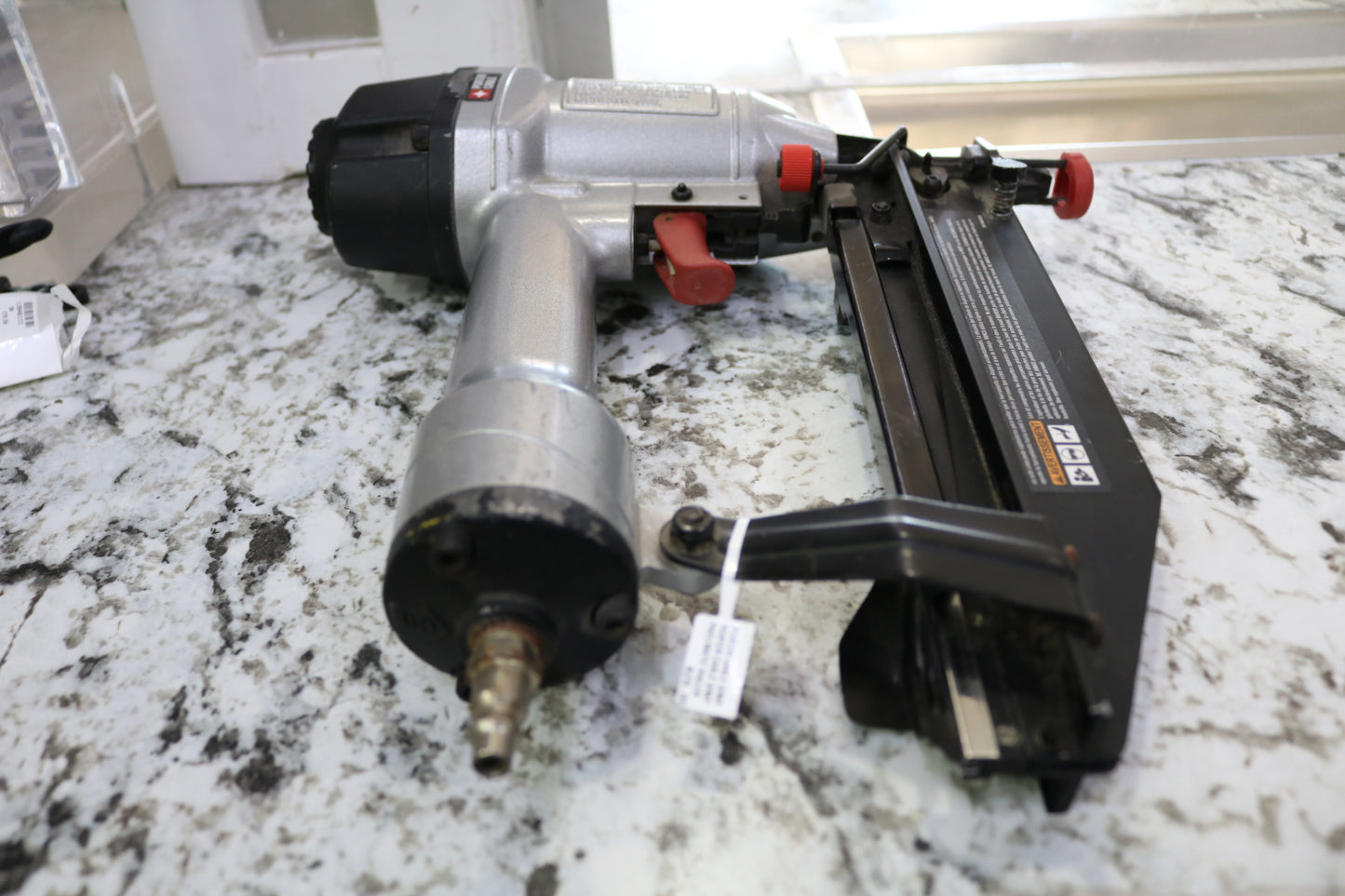 Porter-Cable FN250SB NAILER (No Shipping)