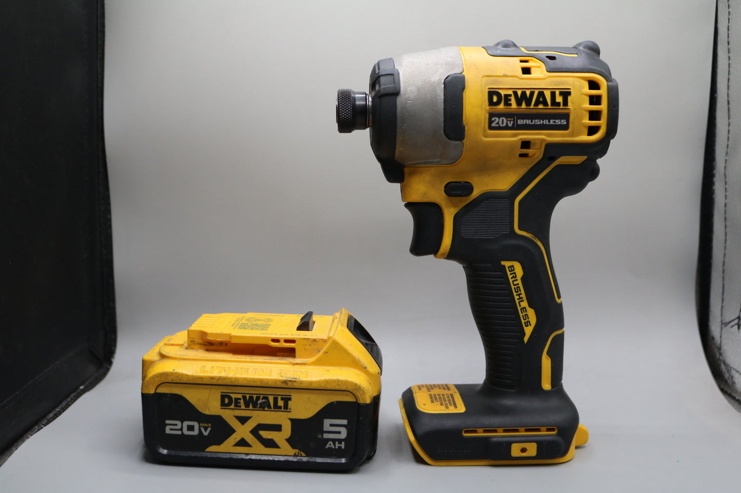 Dewalt DCF809 20V Cordless Impact Driver with a 20V Battery (No Shipping)