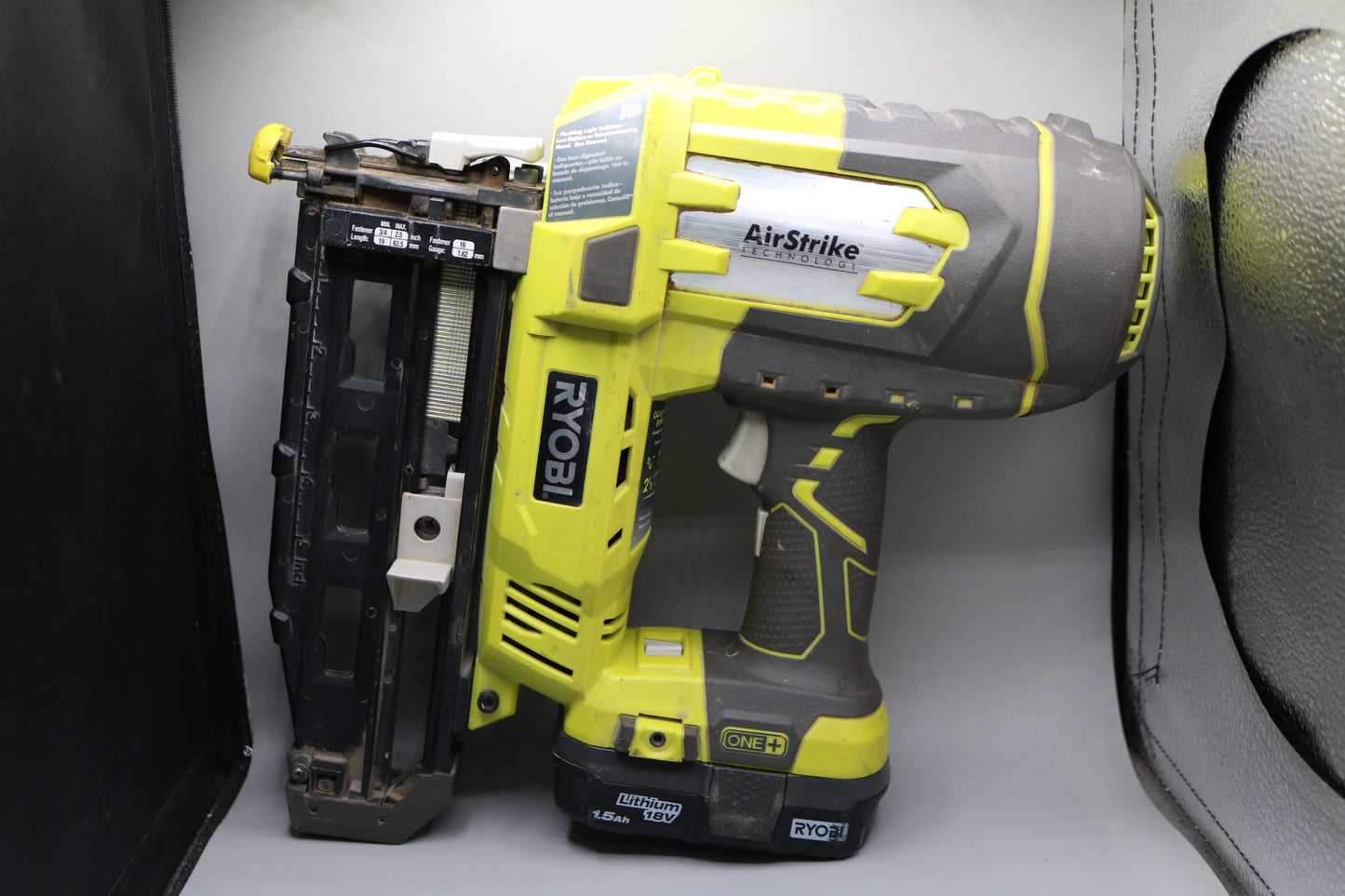 Ryobi P325 One 18V 16 Gauge Nailer (No Shipping)