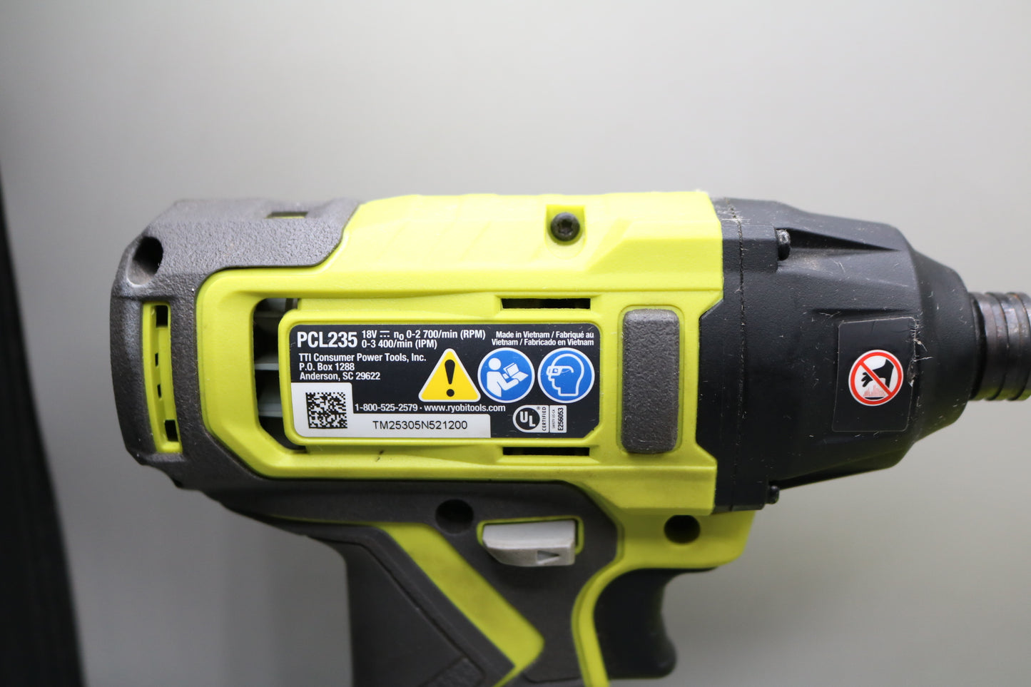 Ryobi PCL235 Impact Driver w/ charger | Pre-Owned