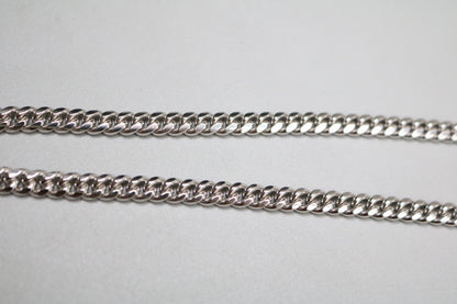Sterling Silver Curb Chain (22 Inches)