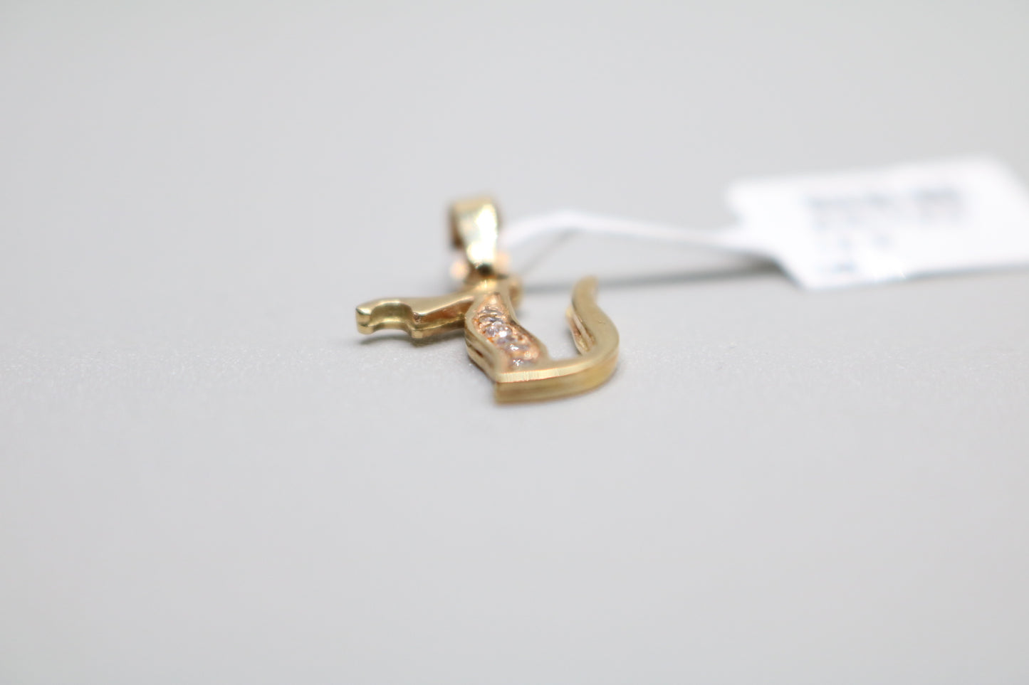 14k Letter V Charm w/Clear Stone