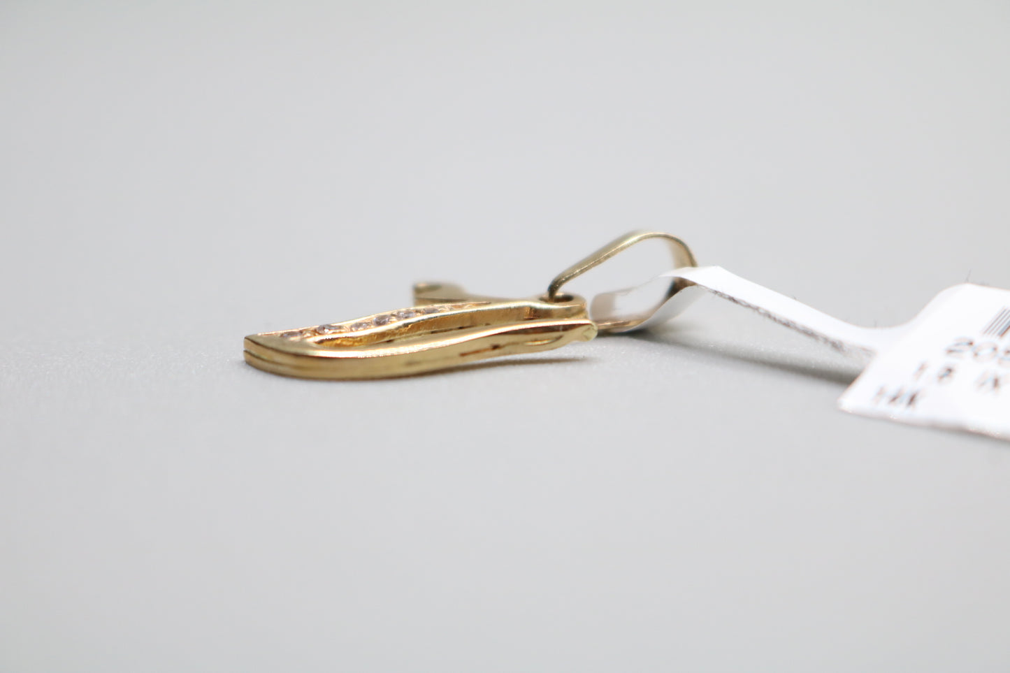 14k Letter V Charm w/Clear Stone