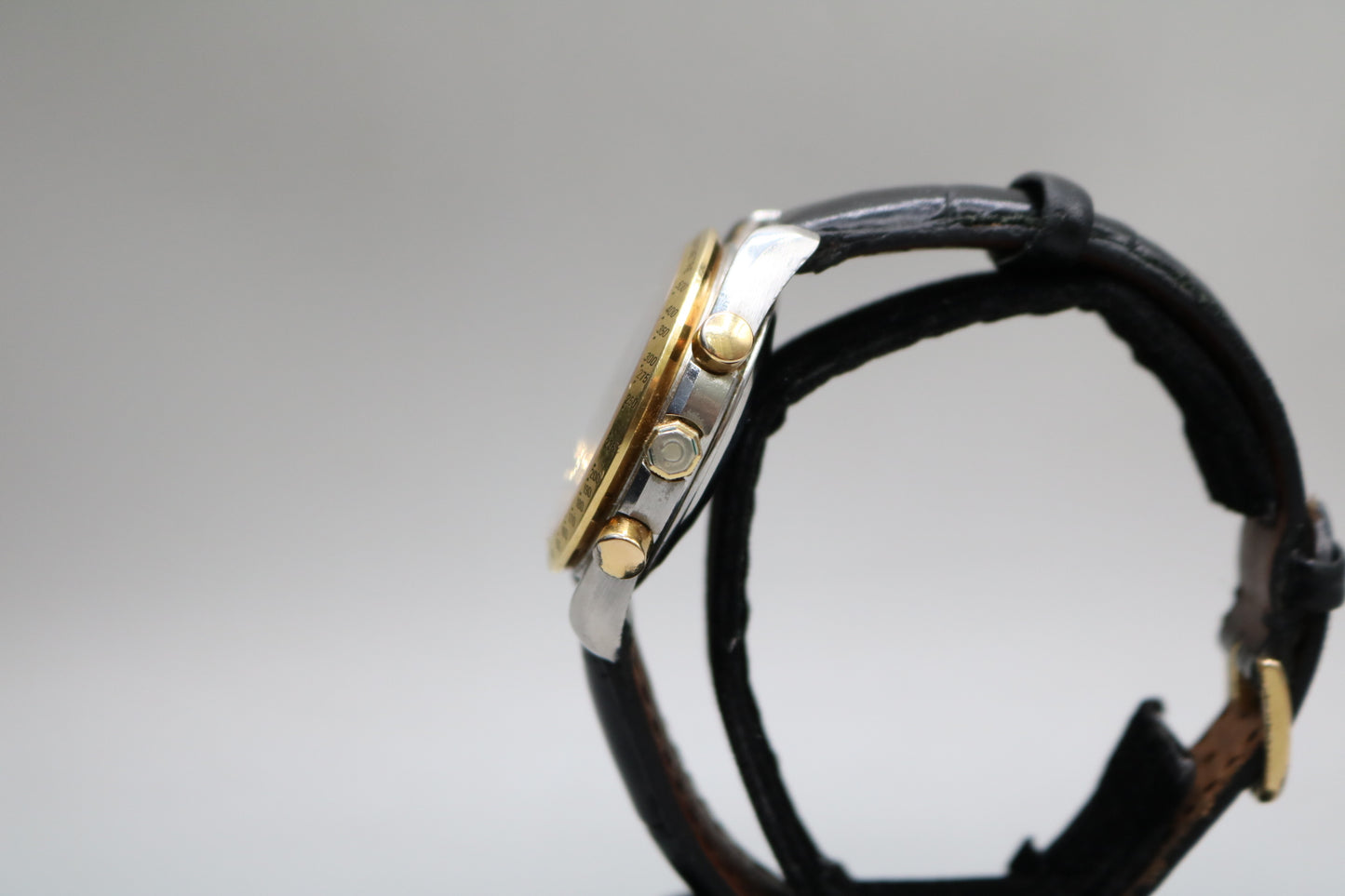 Omega Speed Master 39MM Stainless Steel with Gold Bezel 375.0043 Watch (No Shipping)