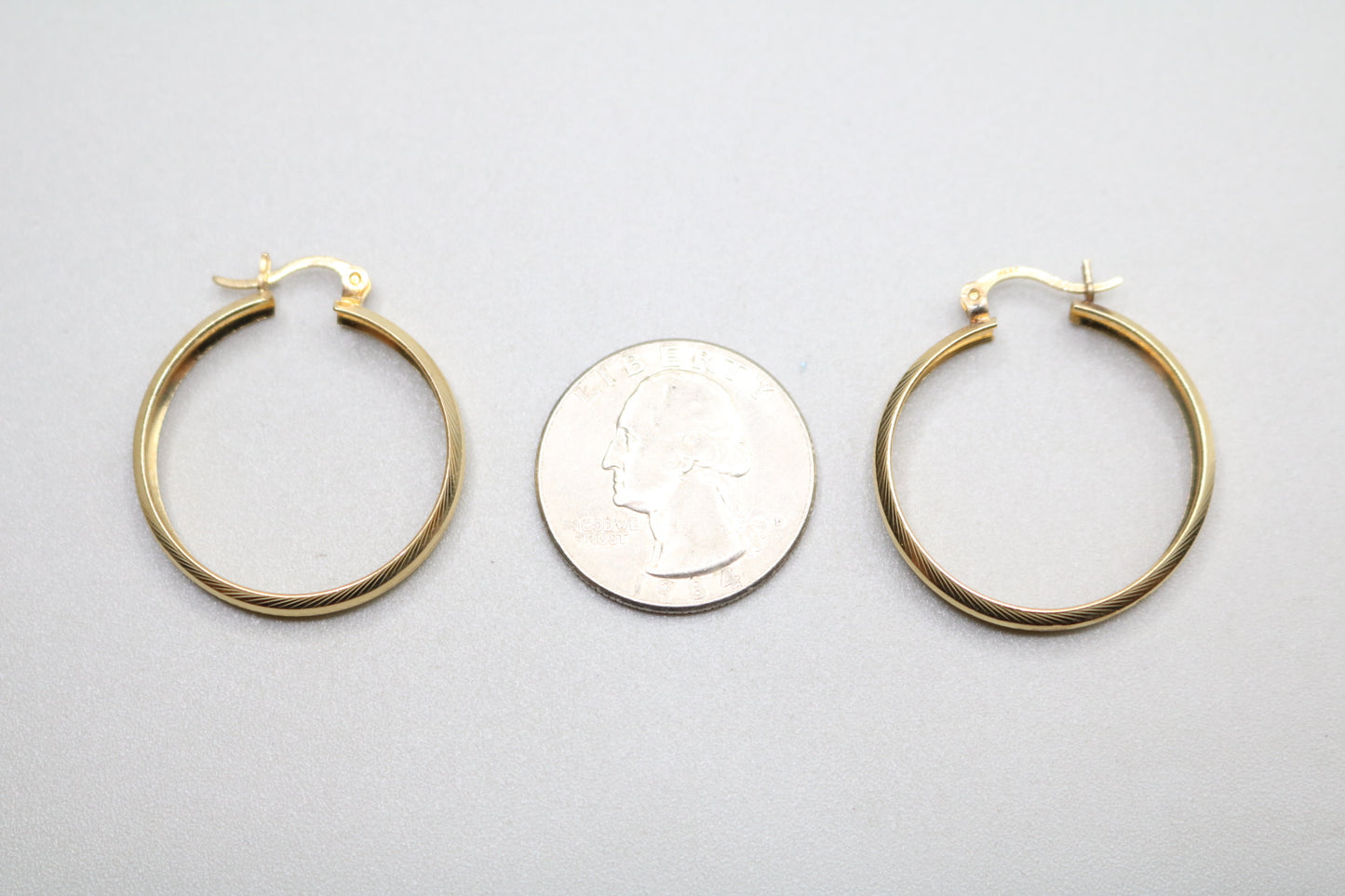 14k Yellow Gold Hoop Earring