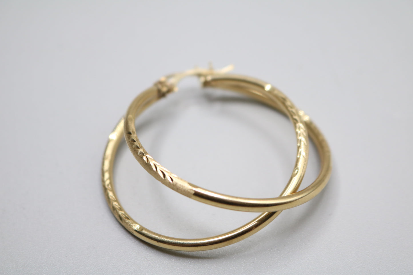 14k Yellow Gold Hoop Earring