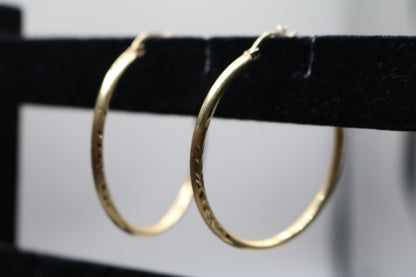 14k Yellow Gold Hoop Earring