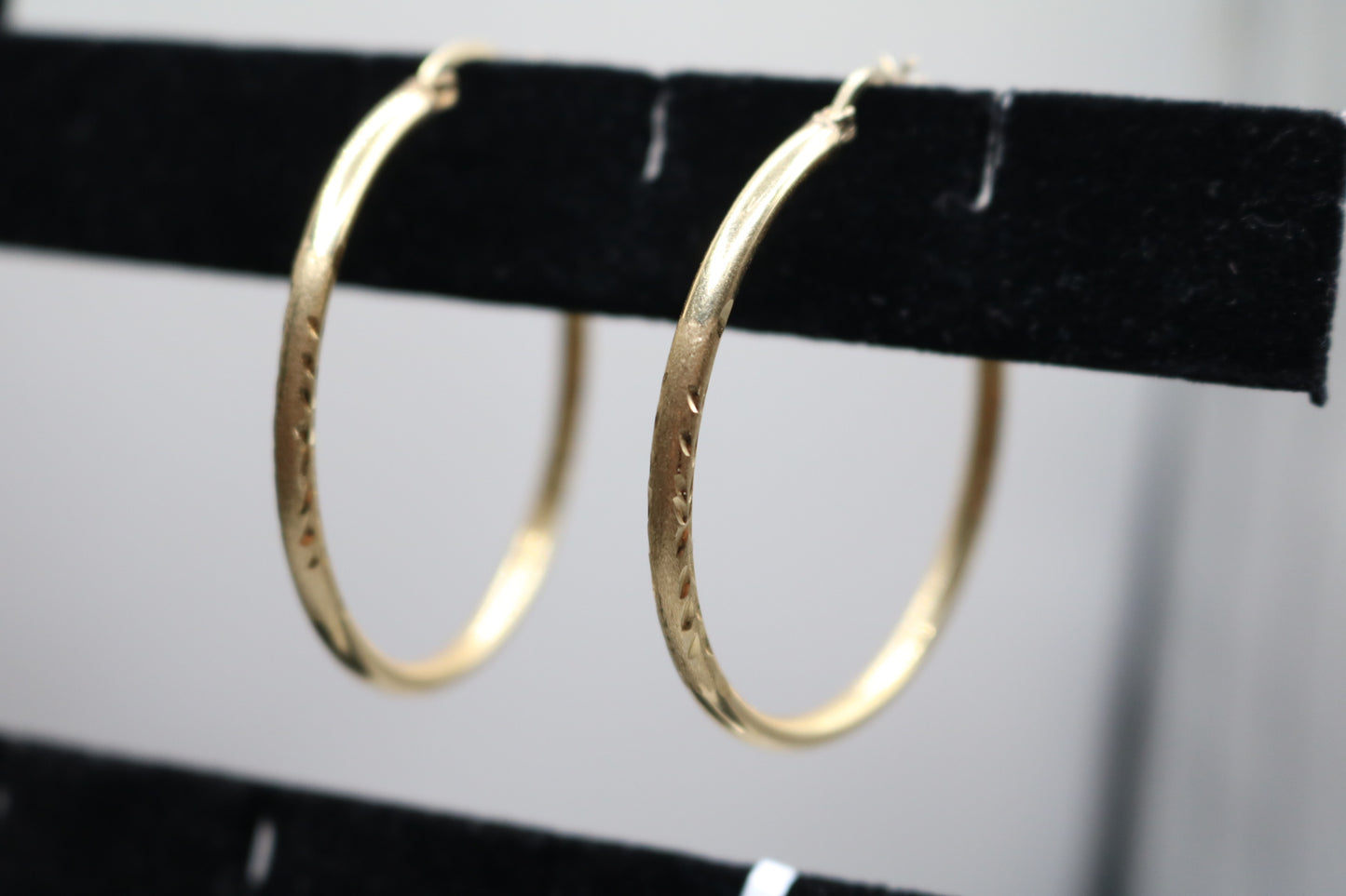 14k Yellow Gold Hoop Earring