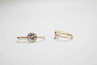 10k Yellow Gold Hoop Earring with Clear Stone