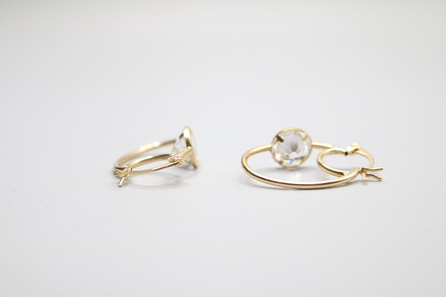 10k Yellow Gold Hoop Earring with Clear Stone