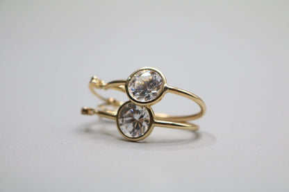 10k Yellow Gold Hoop Earring with Clear Stone
