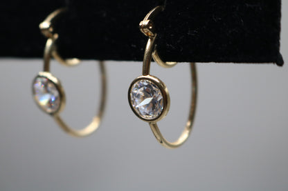 10k Yellow Gold Hoop Earring with Clear Stone