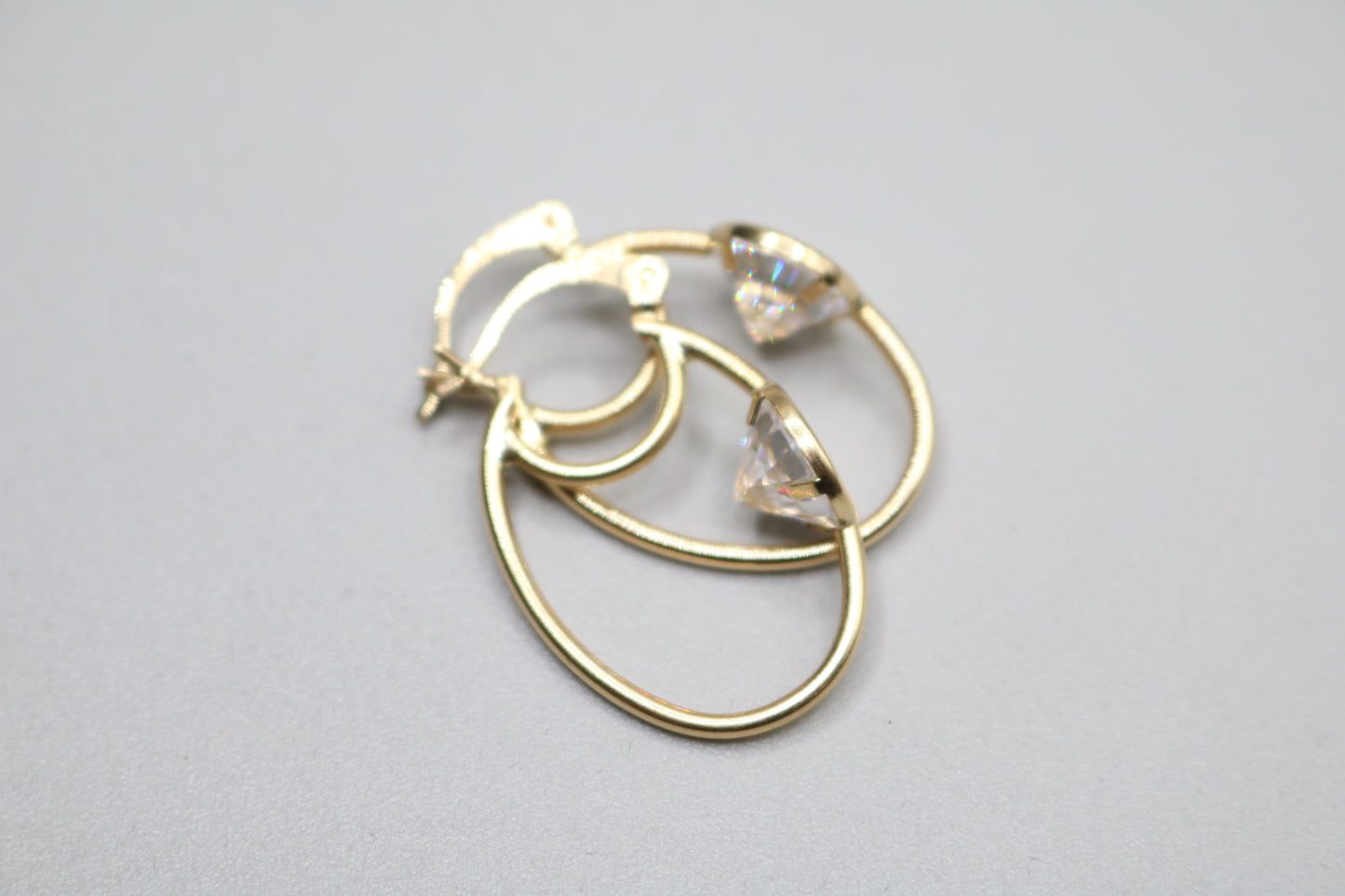 10k Yellow Gold Hoop Earring with Clear Stone