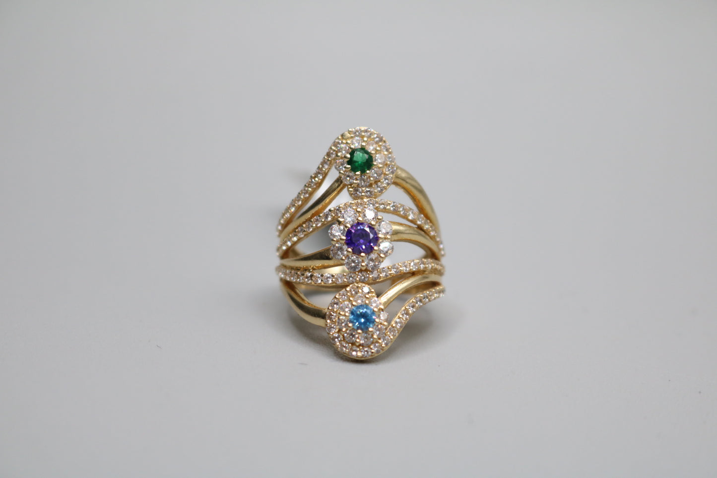 14K Yellow Gold Ring with Multi-Color Stones (Size 6 1/2)