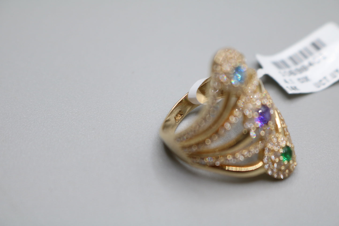 14K Yellow Gold Ring with Multi-Color Stones (Size 6 1/2)