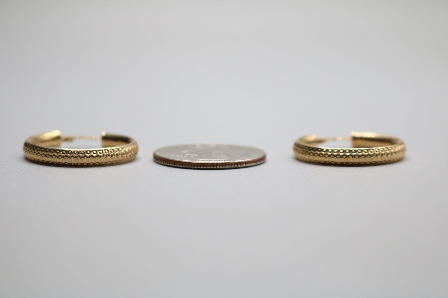 14k Yellow Gold Textured Hoop Earring