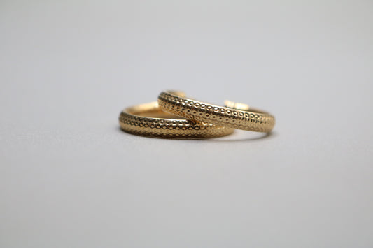 14k Yellow Gold Textured Hoop Earring
