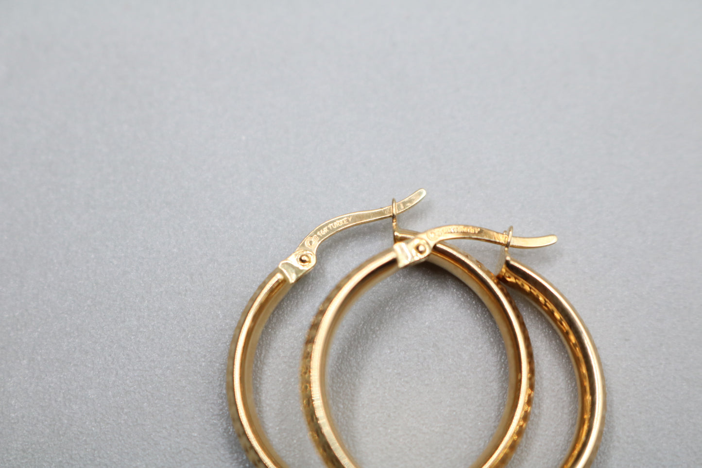 14k Yellow Gold Textured Hoop Earring