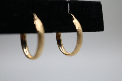 14k Yellow Gold Textured Hoop Earring