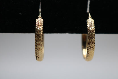 14k Yellow Gold Textured Hoop Earring